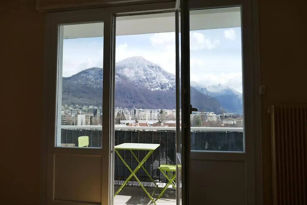 Entre Lac Et Montagnes - Le Gabadri Annecy Apartment